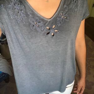 Cutout Arie t-shirt